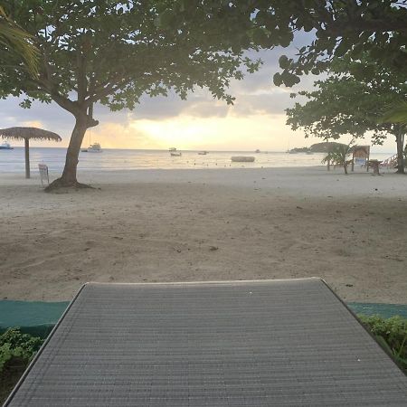 King Suite At Oceanview Resort In Jamaica - Enjoy 7 Miles Of White Sand Beach! Negril Dış mekan fotoğraf