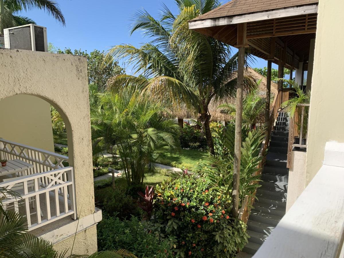 King Suite At Oceanview Resort In Jamaica - Enjoy 7 Miles Of White Sand Beach! Negril Oda fotoğraf